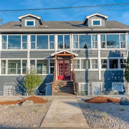 #Stayinmydistrict Historic Apartment Near Downtown Coos Bay Εξωτερικό φωτογραφία