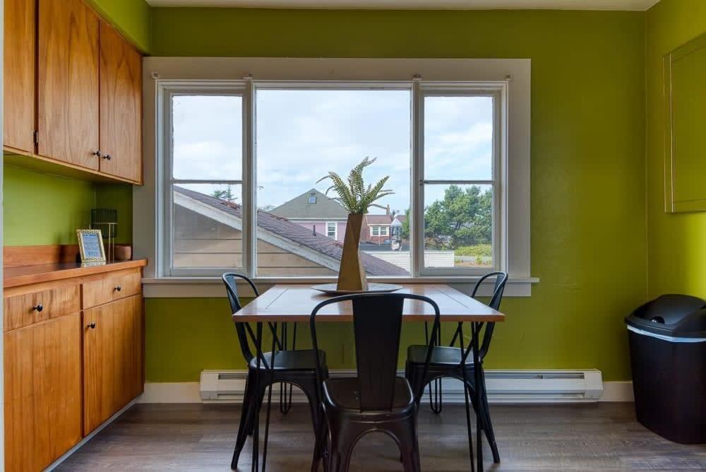 #Stayinmydistrict Historic Apartment Near Downtown Coos Bay Εξωτερικό φωτογραφία