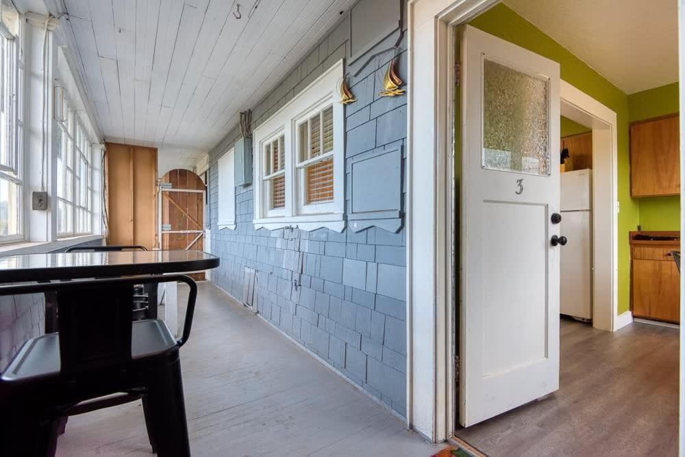 #Stayinmydistrict Historic Apartment Near Downtown Coos Bay Εξωτερικό φωτογραφία