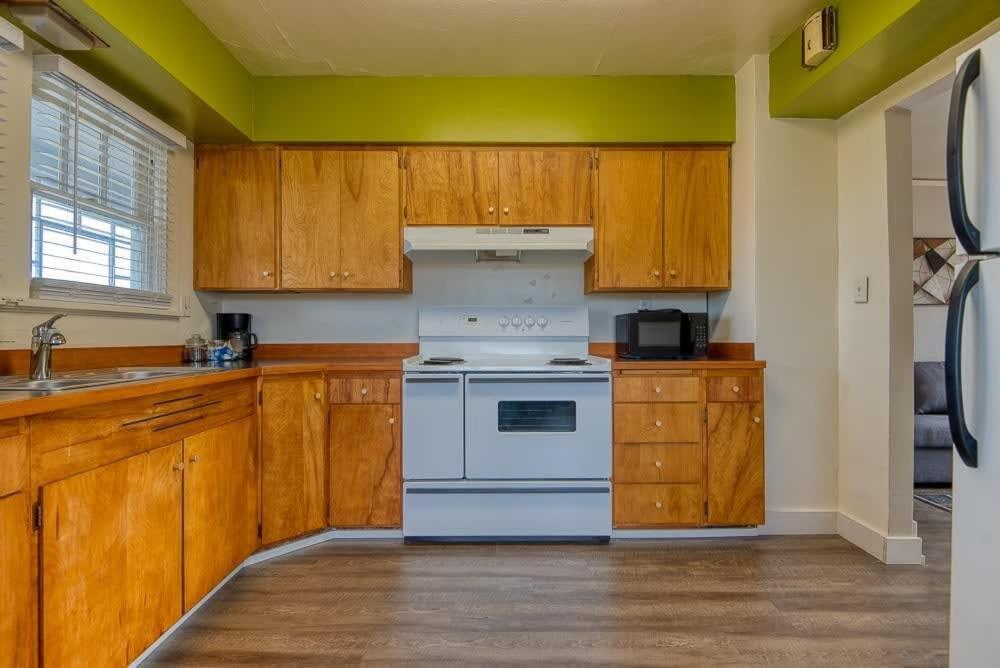 #Stayinmydistrict Historic Apartment Near Downtown Coos Bay Εξωτερικό φωτογραφία